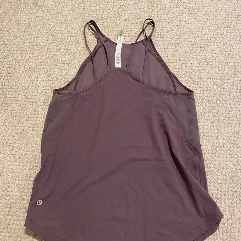 NWOT lulu tank sz 6
